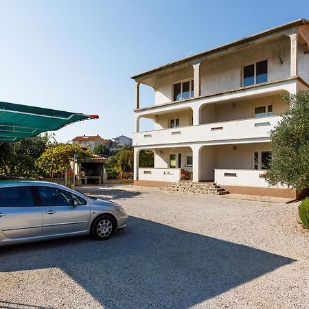 Apartments With A Parking Space Kornic, Krk - 5306 Exteriér fotografie